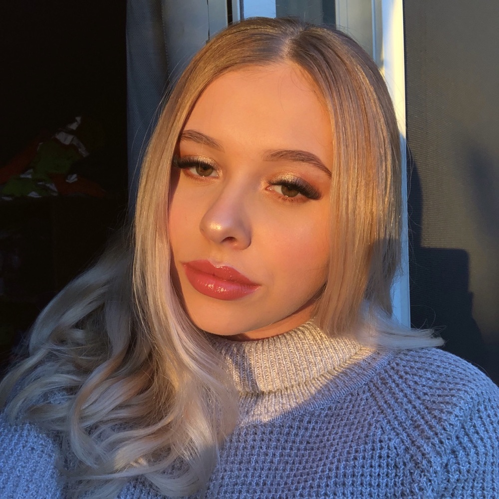 Meet your Posher, Megan